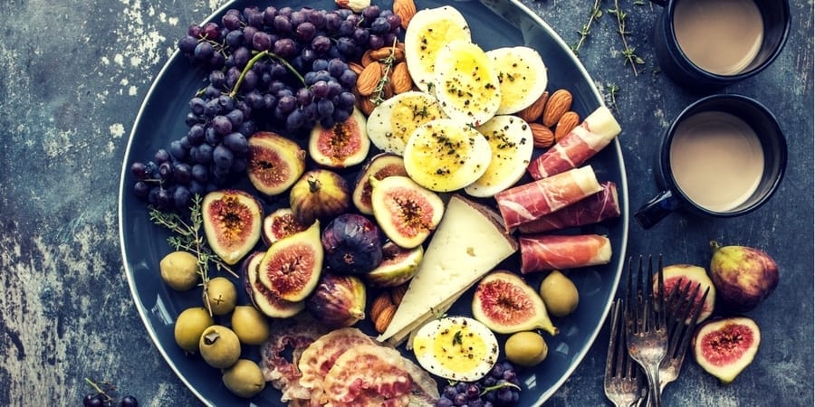 Are You Constantly Eating and Not Feeling Full? Here's The Solution! 4 Macronutrients